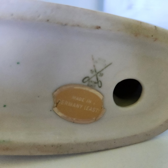 East Germany Grafenthal Boy and Dog Figurine - Picture 5 of 6